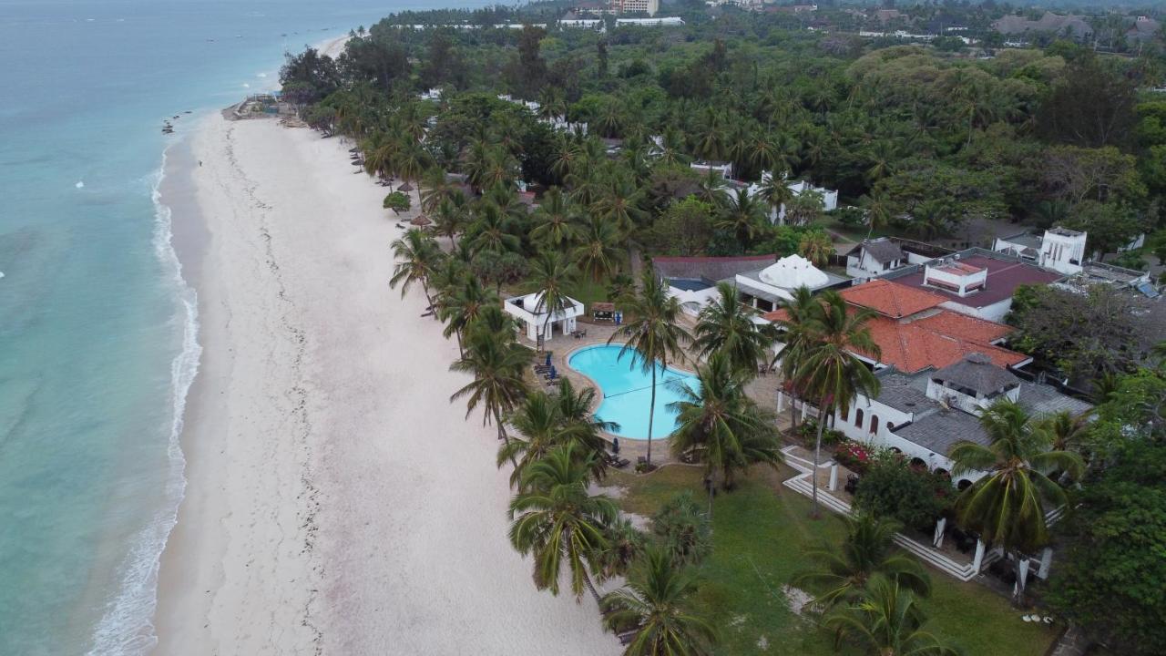 Jacaranda Indian Ocean Beach Resort Praia de Diani Exterior foto