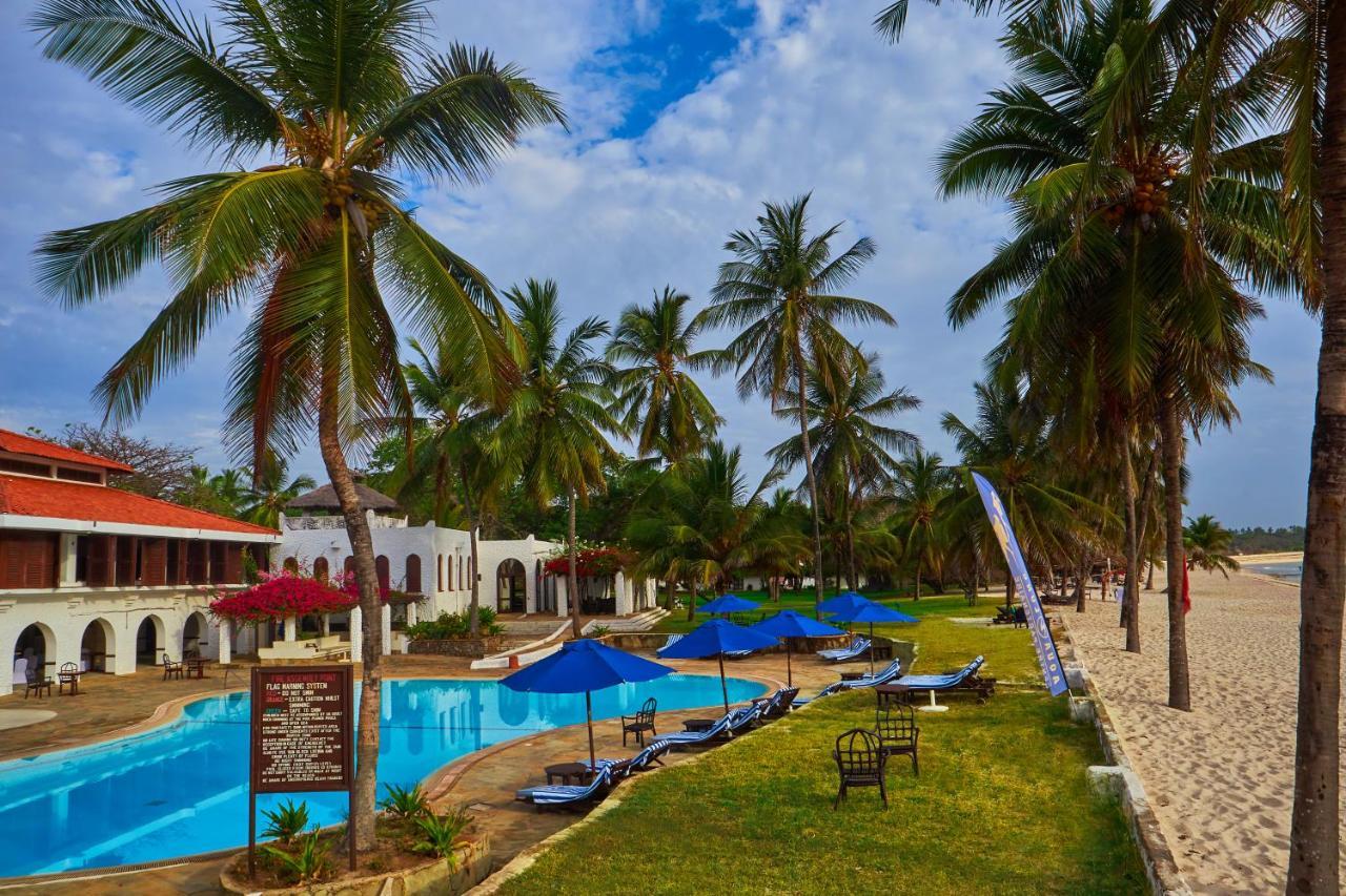 Jacaranda Indian Ocean Beach Resort Praia de Diani Exterior foto